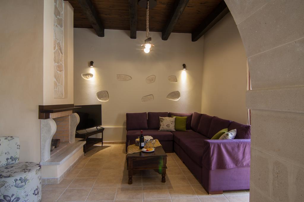 Villa Zefi Elefterna الغرفة الصورة